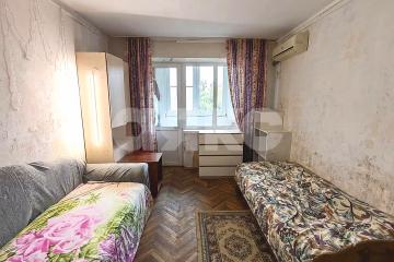 Фото №1: Комната 14&nbsp;м², 5/5&nbsp;эт. - Геленджик, мкр. Толстый Мыс, ул. Грибоедова, 50