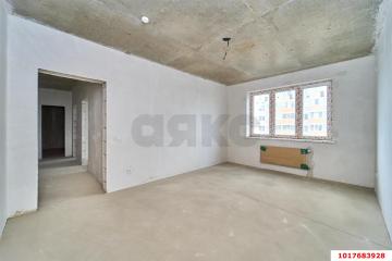 Фото №1: 2-комнатная квартира 55&nbsp;м², 9/12&nbsp;эт. - Краснодар, мкр. Светлоград, ул. Красных Партизан, 1/4к7