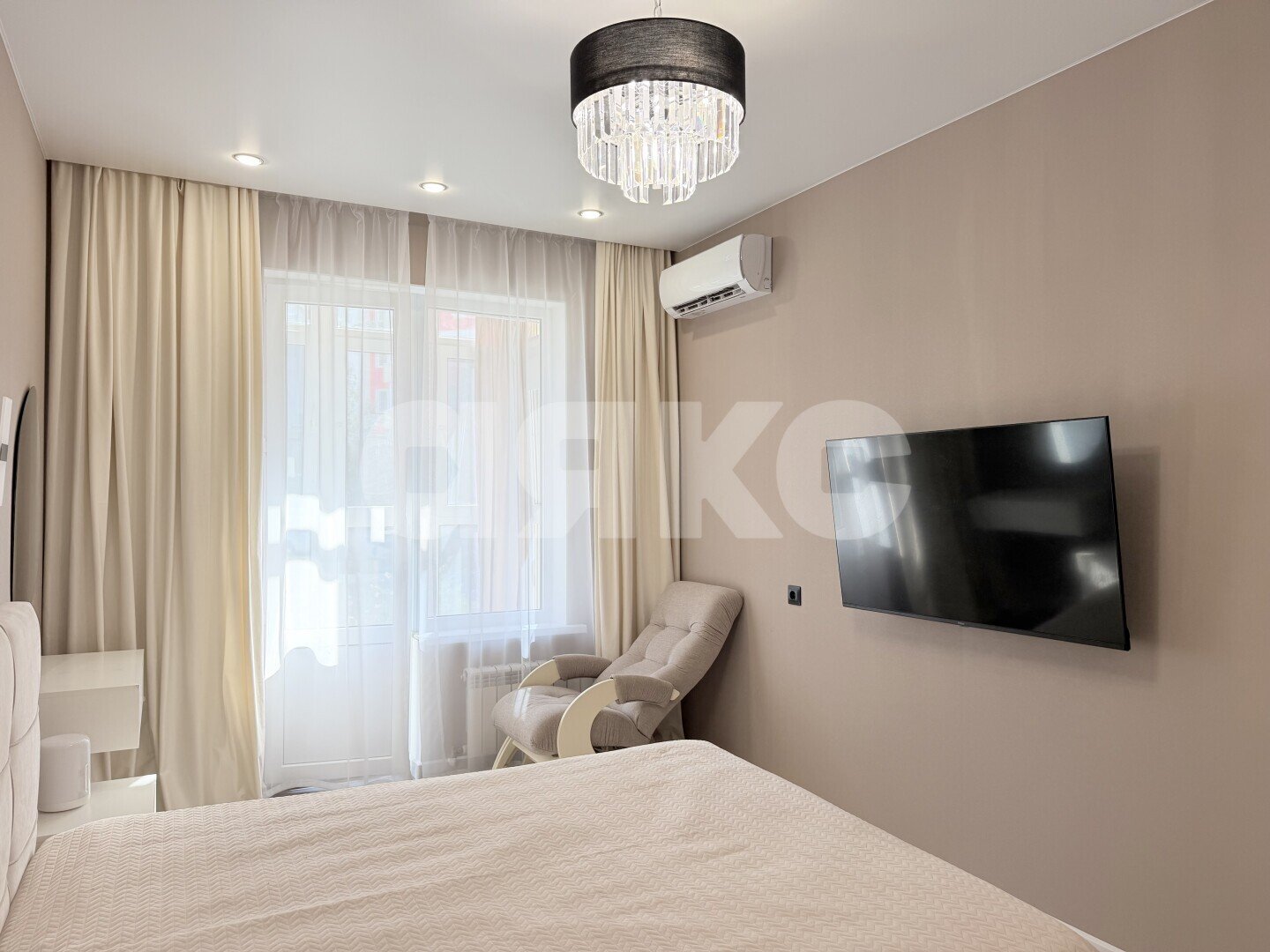 Фото №10: 2-комнатная квартира 74&nbsp;м², 1/8&nbsp;эт. - Анапа, Парковый, мкр. ЖК Времена Года, ул. Мирная, 29к5