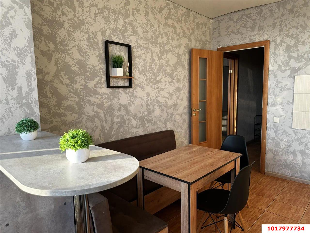 Фото №2: 1-комнатная квартира 40&nbsp;м², 6/6&nbsp;эт. - Краснодар, Прикубанский внутригородской округ, мкр. Музыкальный, ул. имени Сергея Есенина, 84