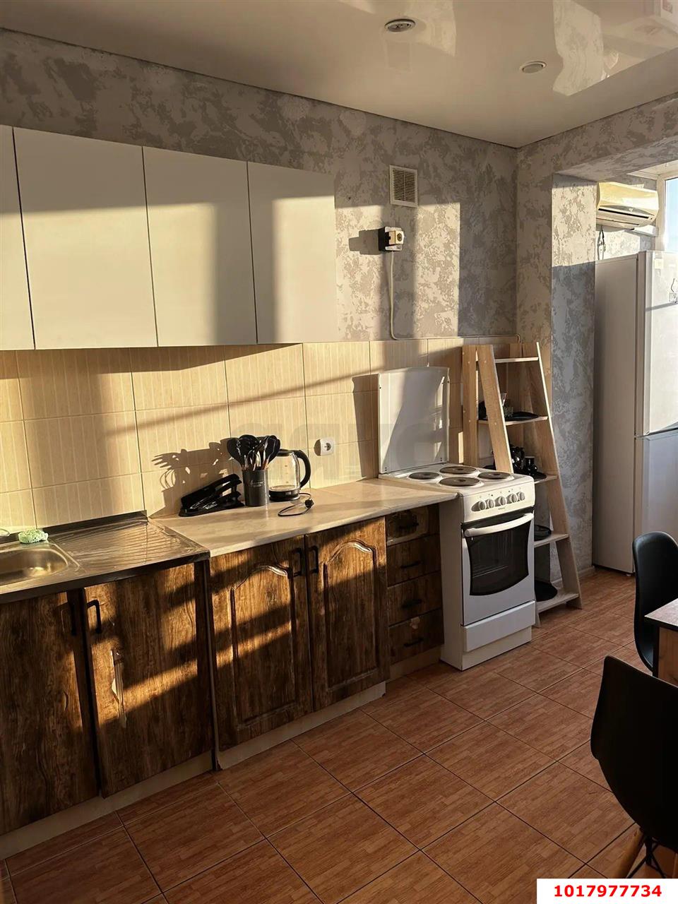 Фото №1: 1-комнатная квартира 40&nbsp;м², 6/6&nbsp;эт. - Краснодар, Прикубанский внутригородской округ, мкр. Музыкальный, ул. имени Сергея Есенина, 84
