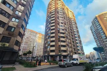 Фото №1: 2-комнатная квартира 64 м², 19/19 эт. - Краснодар, мкр. ЖК Лучший, ул. Ростовское шоссе, 30/7к4