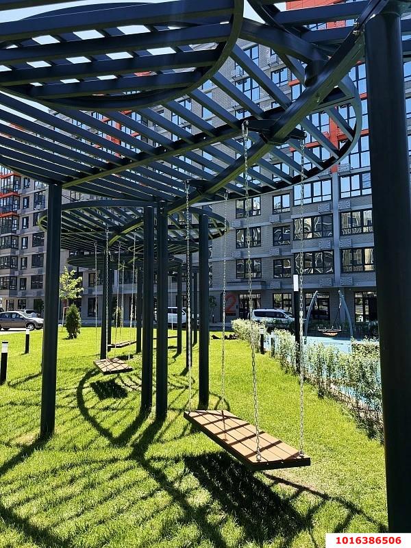 Фото №1: 3-комнатная квартира 95&nbsp;м², 4/9&nbsp;эт. - Краснодар, Прикубанский внутригородской округ, мкр. жилой комплекс Лето, ул. имени Генерала Корнилова, 1к4