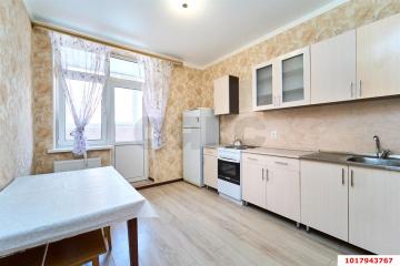 Фото №1: 1-комнатная квартира 38&nbsp;м², 8/16&nbsp;эт. - Краснодар, мкр. ЖК Севастопольский, ул. имени Жлобы, 139