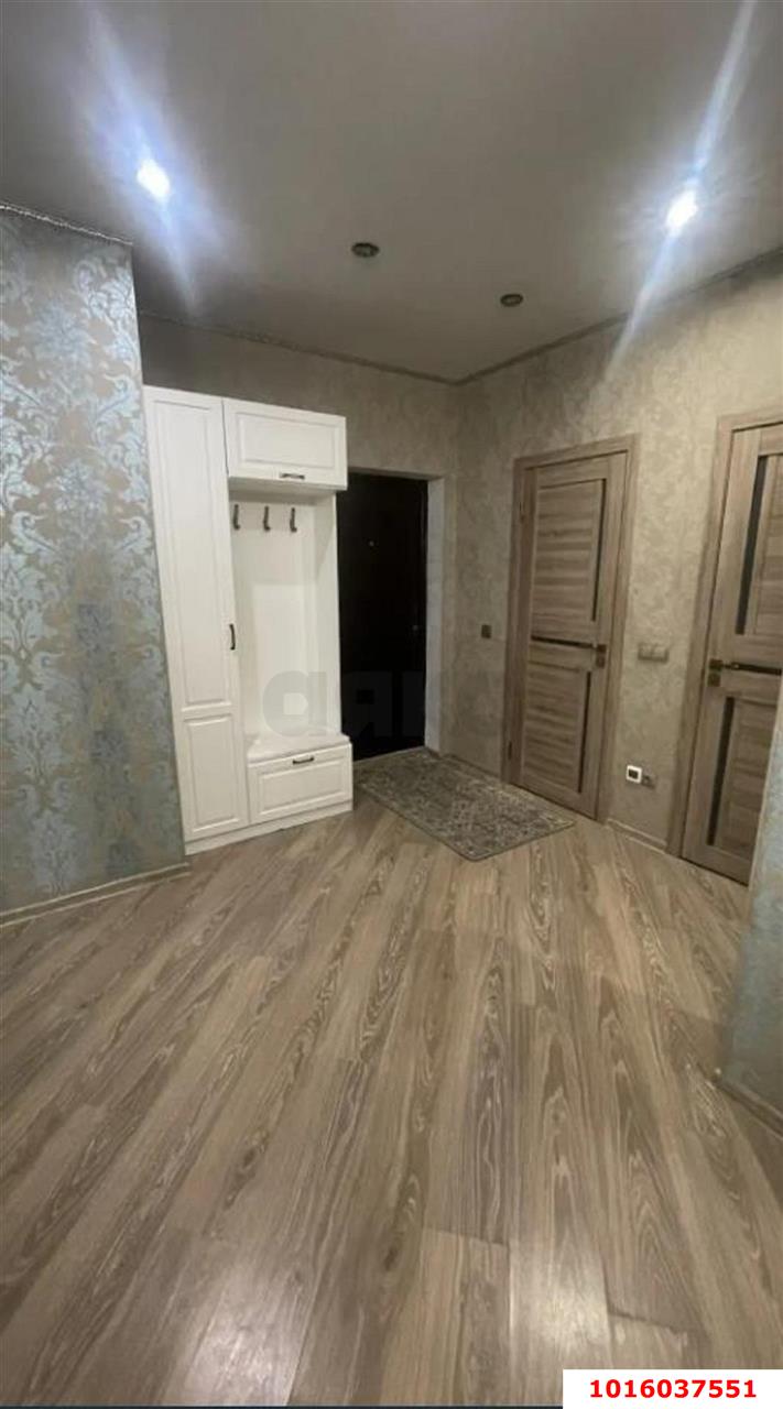 Фото №9: 2-комнатная квартира 55&nbsp;м², 4/25&nbsp;эт. - Краснодар, Прикубанский внутригородской округ, Завод Измерительных Приборов, мкр. ЖК Москва, ул. Российская, 79/3к2