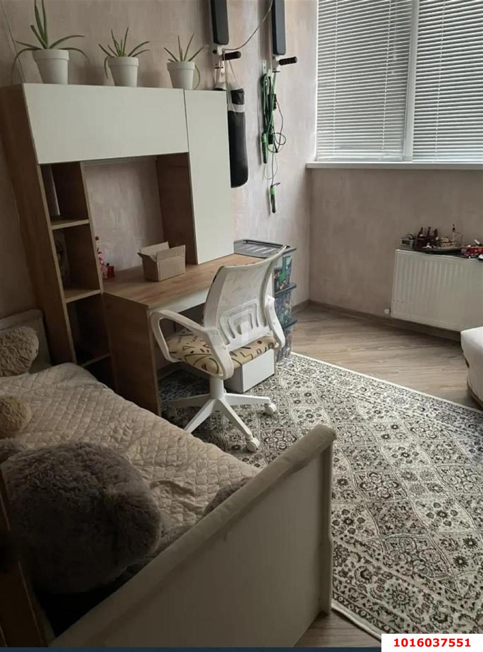 Фото №8: 2-комнатная квартира 55&nbsp;м², 4/25&nbsp;эт. - Краснодар, Прикубанский внутригородской округ, Завод Измерительных Приборов, мкр. ЖК Москва, ул. Российская, 79/3к2
