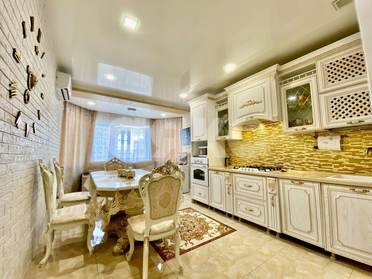 Фото №7: 4-комнатная квартира 200&nbsp;м², 9/9&nbsp;эт. - Анапа, мкр. 3Б, ул. Ленина, 213