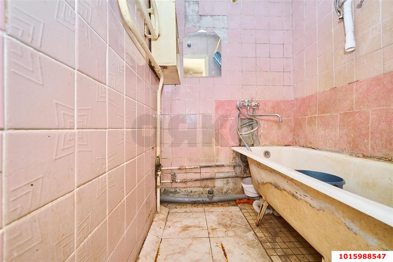 Фото №12: 3-комнатная квартира 50&nbsp;м², 3/5&nbsp;эт. - Краснодар, Прикубанский внутригородской округ, мкр. Фестивальный, ул. Атарбекова, 21