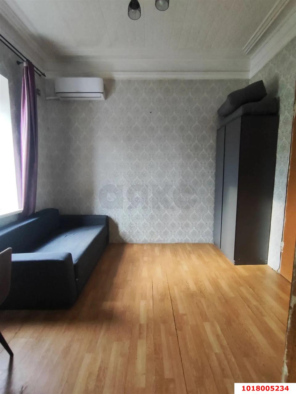 Фото №7: 4-комнатная квартира 71&nbsp;м², 2/2&nbsp;эт. - Краснодар, Западный внутригородской округ, мкр. Центральный, ул. Ленина, 24