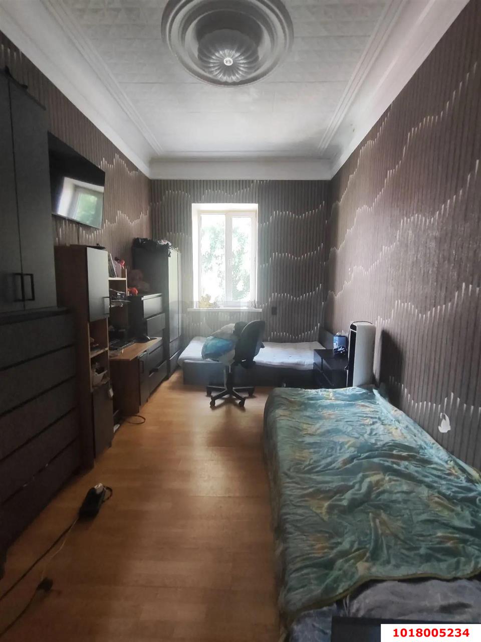 Фото №8: 4-комнатная квартира 71&nbsp;м², 2/2&nbsp;эт. - Краснодар, Западный внутригородской округ, мкр. Центральный, ул. Ленина, 24