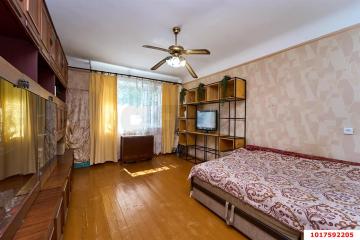 Фото №1: 2-комнатная квартира 44 м², 1/2 эт. - Краснодар, ж/м Пашковский, ул. Гоголя, 95