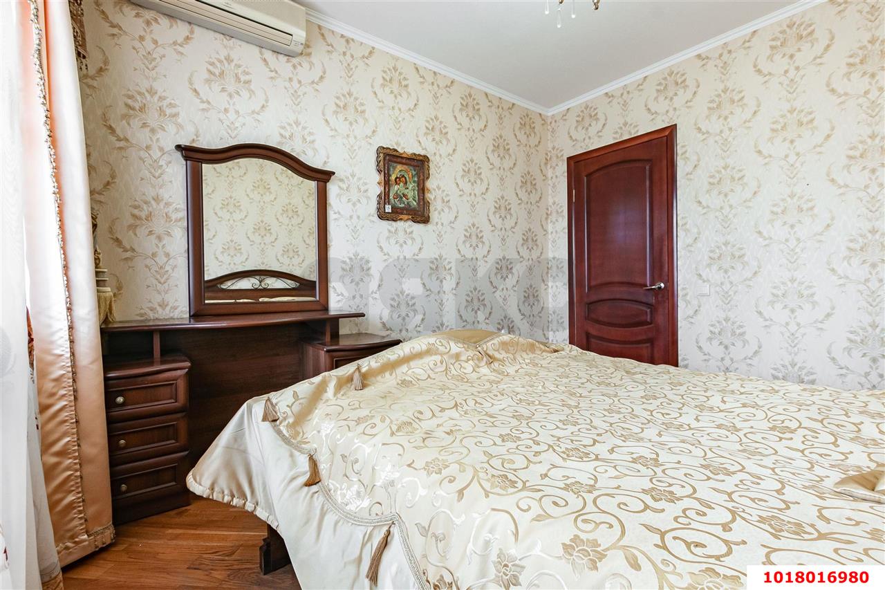 Фото №17: 3-комнатная квартира 100&nbsp;м², 5/10&nbsp;эт. - Краснодар, Прикубанский внутригородской округ, мкр. Фестивальный, ул. Воровского, 180