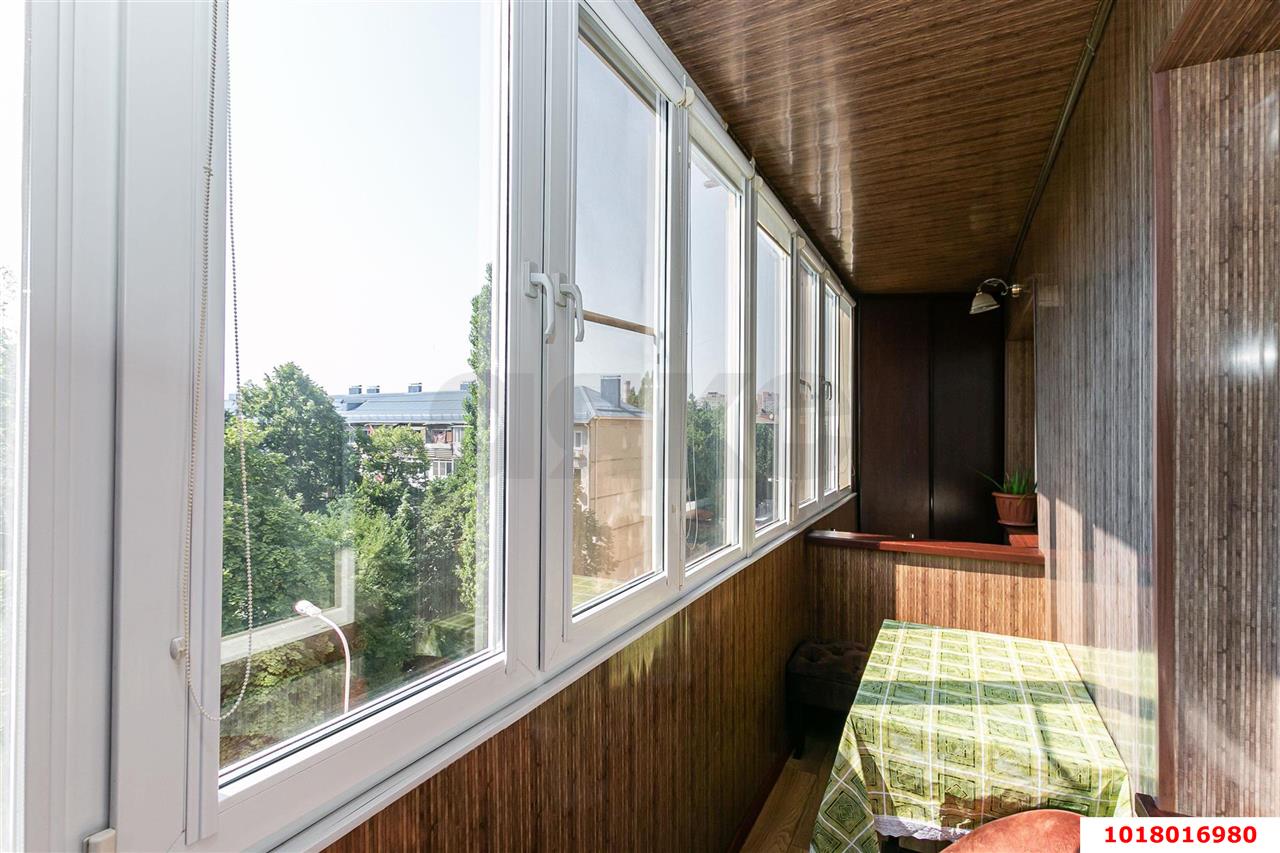 Фото №18: 3-комнатная квартира 100&nbsp;м², 5/10&nbsp;эт. - Краснодар, Прикубанский внутригородской округ, мкр. Фестивальный, ул. Воровского, 180