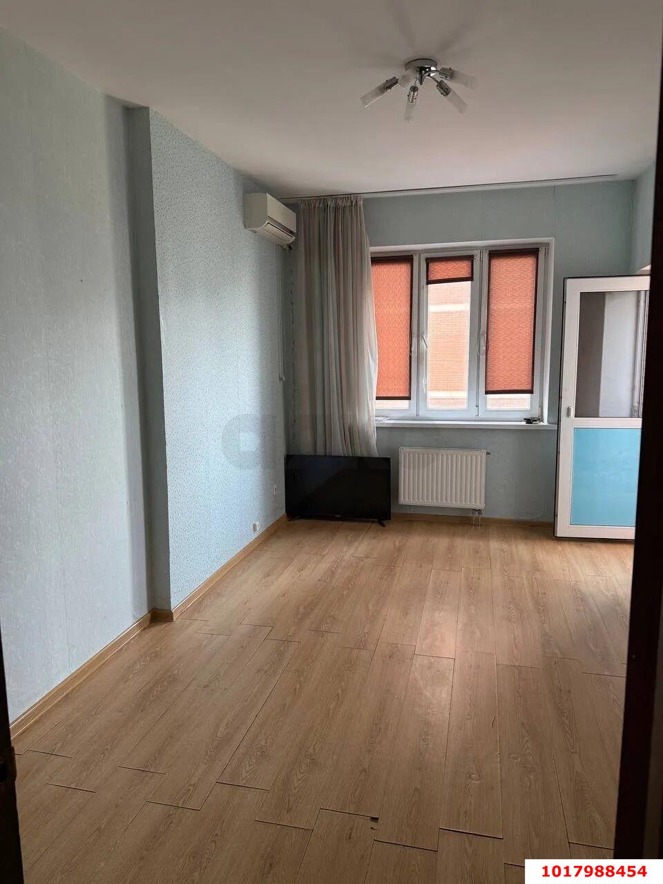 Фото №2: 2-комнатная квартира 60&nbsp;м², 14/25&nbsp;эт. - Краснодар, Прикубанский внутригородской округ, Завод Измерительных Приборов, мкр. ЖК Москва, ул. Российская, 79/3к2