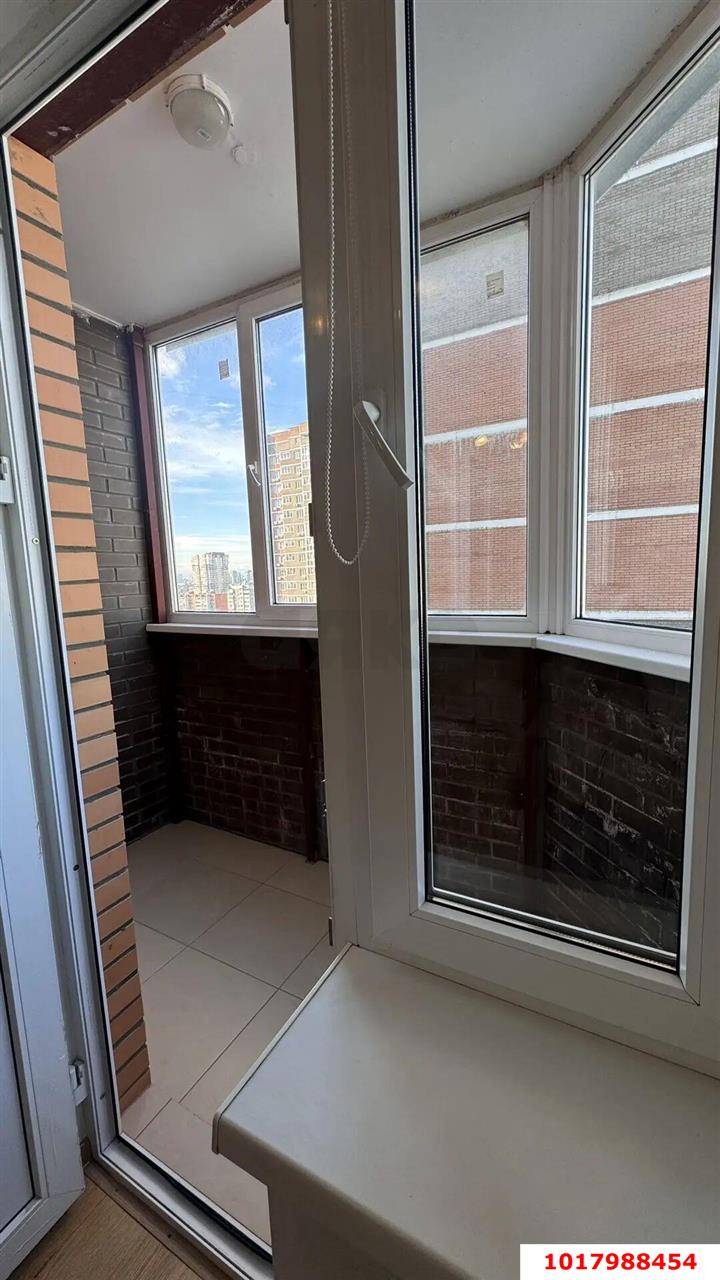 Фото №4: 2-комнатная квартира 60&nbsp;м², 14/25&nbsp;эт. - Краснодар, Прикубанский внутригородской округ, Завод Измерительных Приборов, мкр. ЖК Москва, ул. Российская, 79/3к2