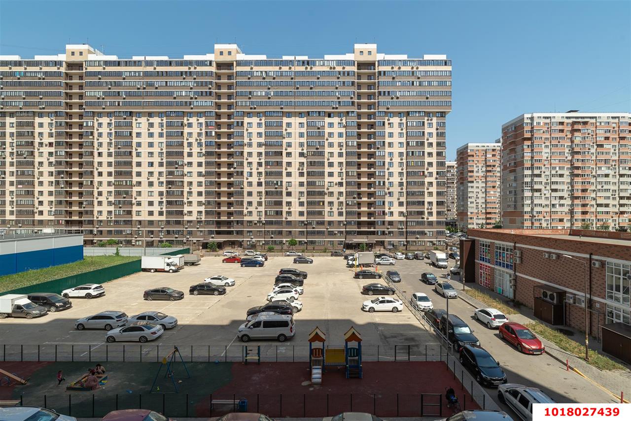 Фото №17: 2-комнатная квартира 65&nbsp;м², 4/24&nbsp;эт. - Краснодар, Прикубанский внутригородской округ, имени Петра Метальникова, мкр. ЖК Времена Года 3, ул. Цезаря Куникова, 24к3