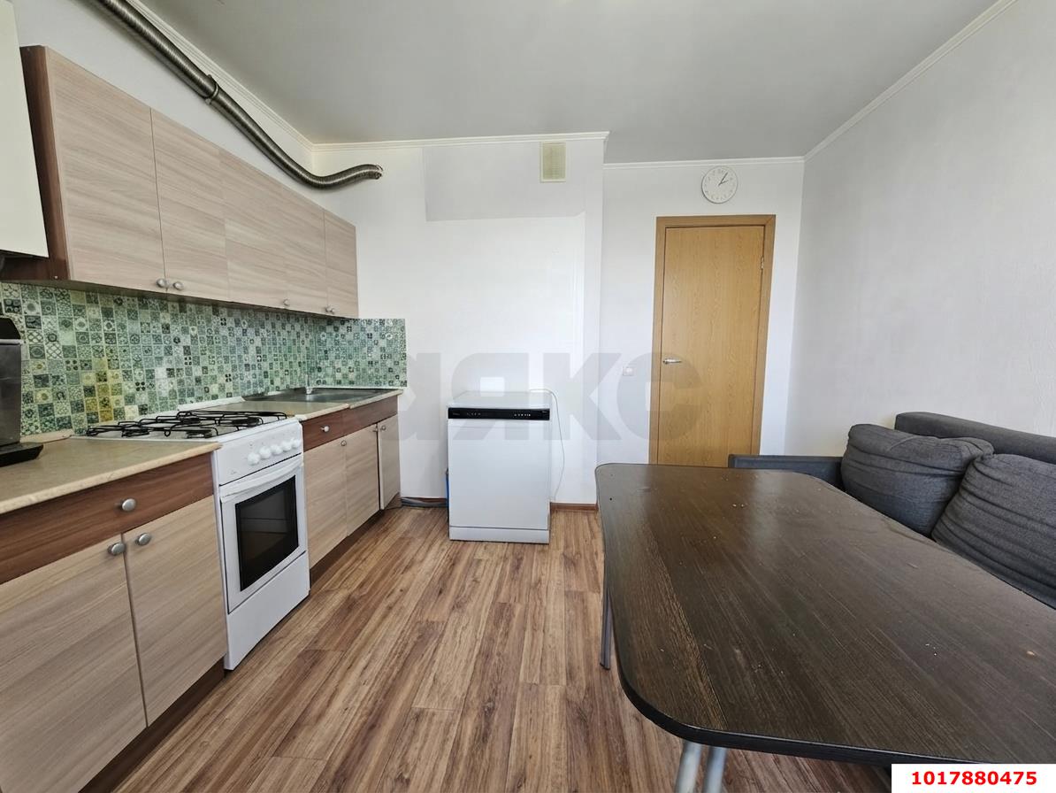 Фото №3: 2-комнатная квартира 79&nbsp;м², 8/9&nbsp;эт. - Яблоновский, ул. Гагарина, 192к5