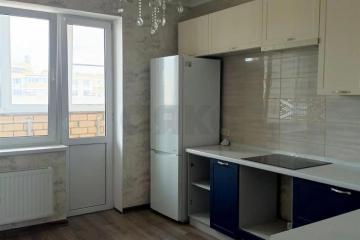 Фото №1: 2-комнатная квартира 58 м², 11/11 эт. - Краснодар, мкр. Светлоград, ул. Красных Партизан, 1/4к4