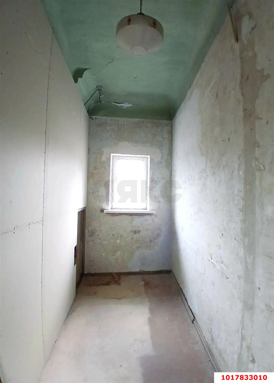 Фото №3: 1-комнатная квартира 30&nbsp;м², 2/2&nbsp;эт. - Краснодар, Центральный внутригородской округ, мкр. Центральный, ул. Леваневского, 35