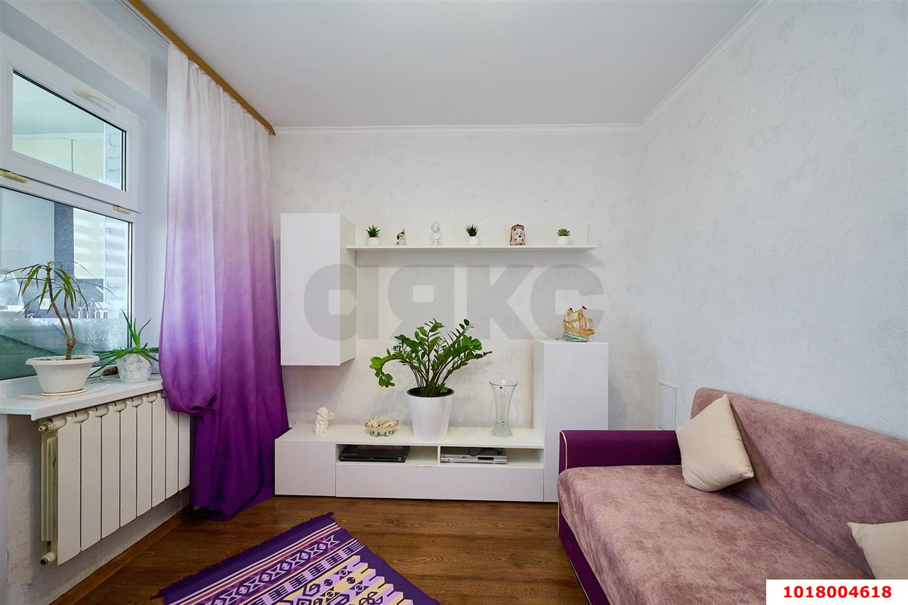 Фото №2: 2-комнатная квартира 45&nbsp;м², 16/16&nbsp;эт. - Краснодар, Прикубанский внутригородской округ, мкр. Новый, ул. 9-я Тихая, 5
