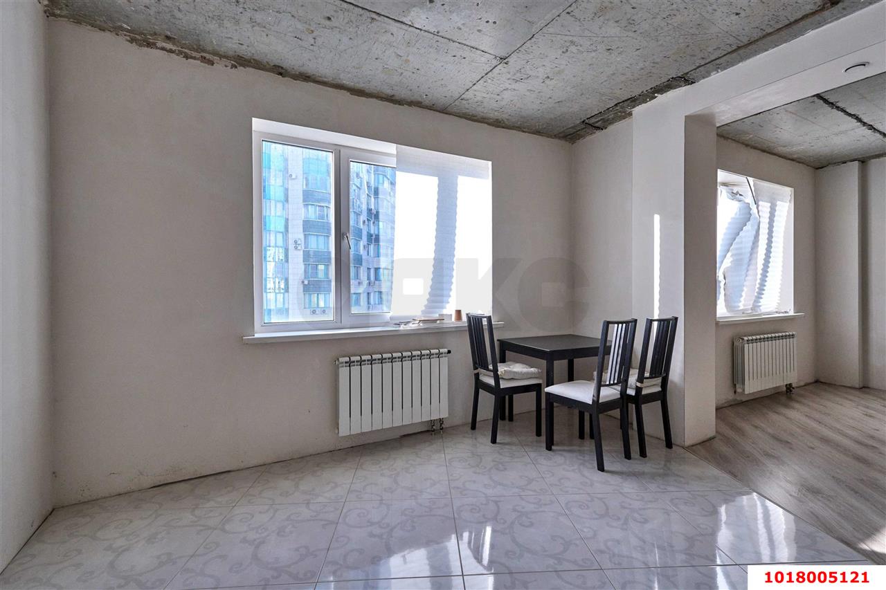Фото №4: 3-комнатная квартира 110&nbsp;м², 10/23&nbsp;эт. - Краснодар, Западный внутригородской округ, мкр. Центральный, ул. Кубанская набережная, 31/1