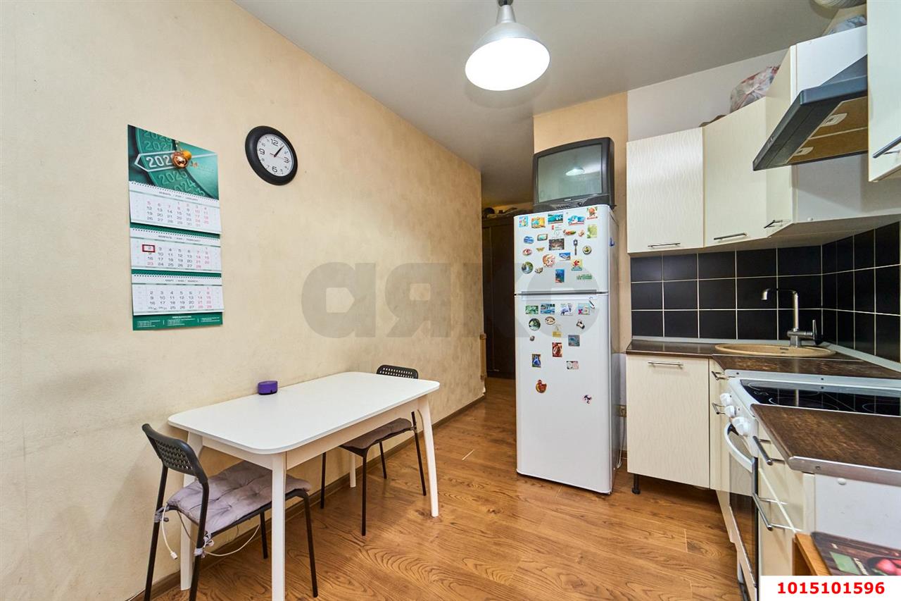 Фото №4: 1-комнатная квартира 35&nbsp;м², 3/6&nbsp;эт. - Краснодар, мкр. Прикубанский внутригородской округ, ул. Тепличная, 100