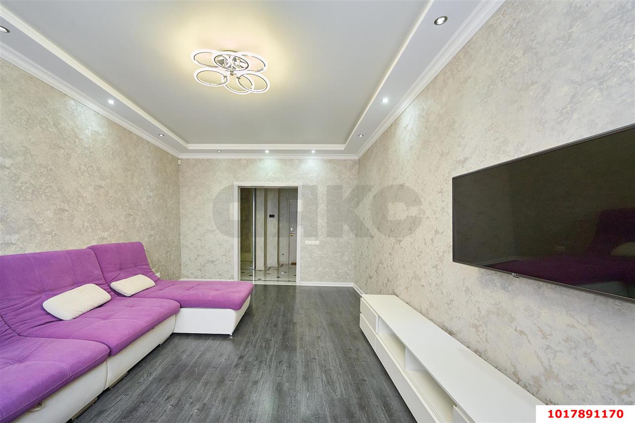 Фото №11: 2-комнатная квартира 85&nbsp;м², 8/24&nbsp;эт. - Краснодар, Западный внутригородской округ, Фестивальный, мкр. жилой комплекс Триумф, ул. имени П.М. Гаврилова, 27