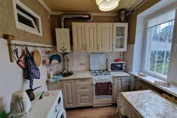 Фото №1: 2-комнатная квартира 45 м², 1/5 эт. - Краснодар, мкр. Фестивальный, ул. Атарбекова, 30