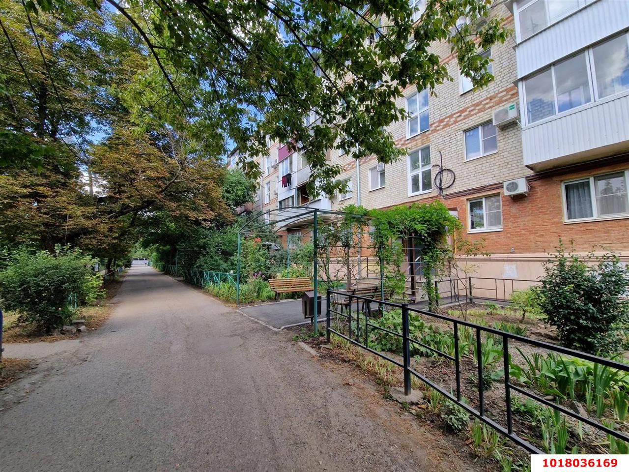 Фото №16: 2-комнатная квартира 45&nbsp;м², 1/5&nbsp;эт. - Краснодар, Прикубанский внутригородской округ, мкр. Фестивальный, ул. Атарбекова, 30