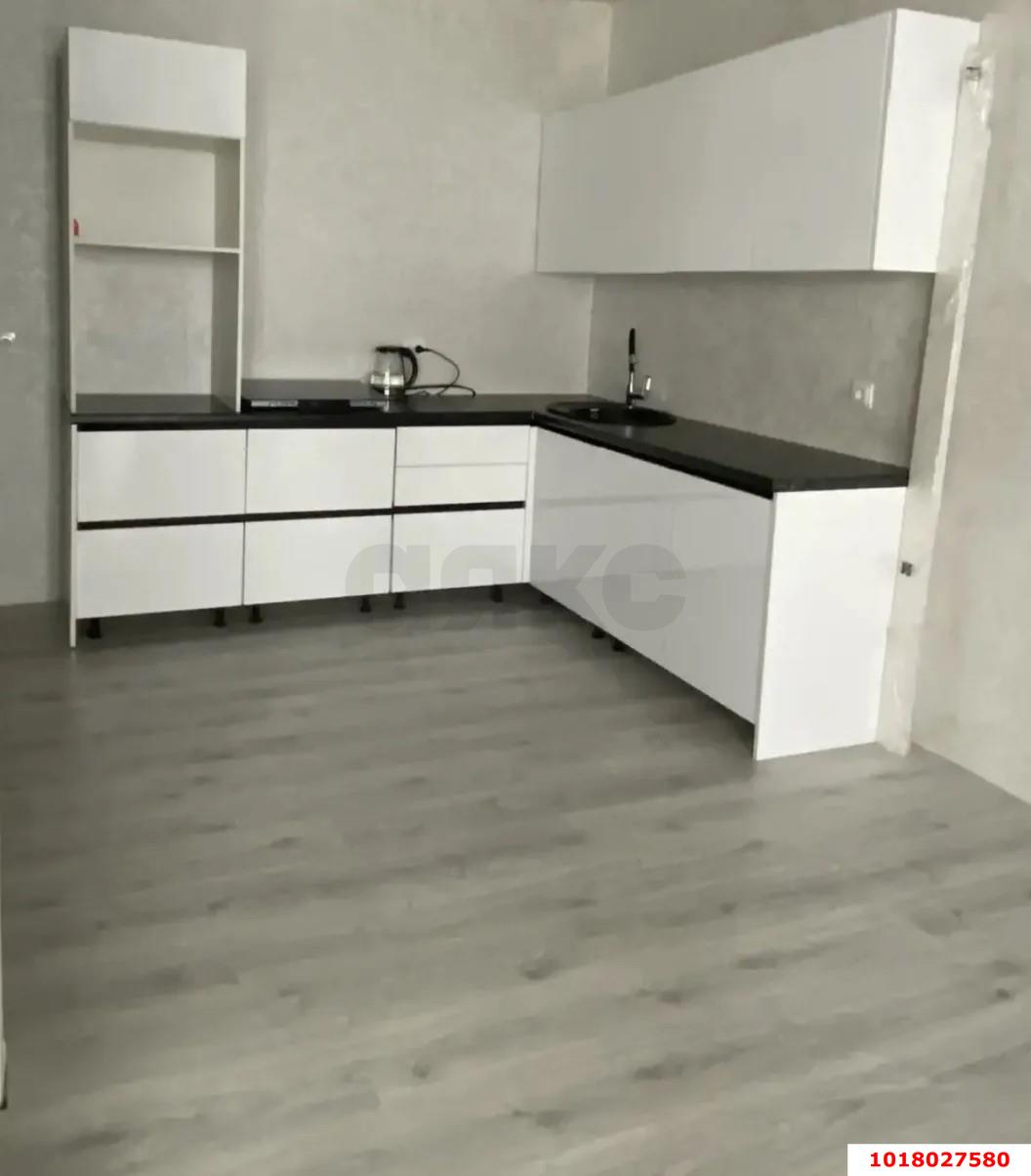 Фото №1: 1-комнатная квартира 40&nbsp;м², 10/25&nbsp;эт. - Краснодар, Прикубанский внутригородской округ, Россинского, мкр. жилой комплекс Дружный-2, б-р Адмиралтейский, 3к1