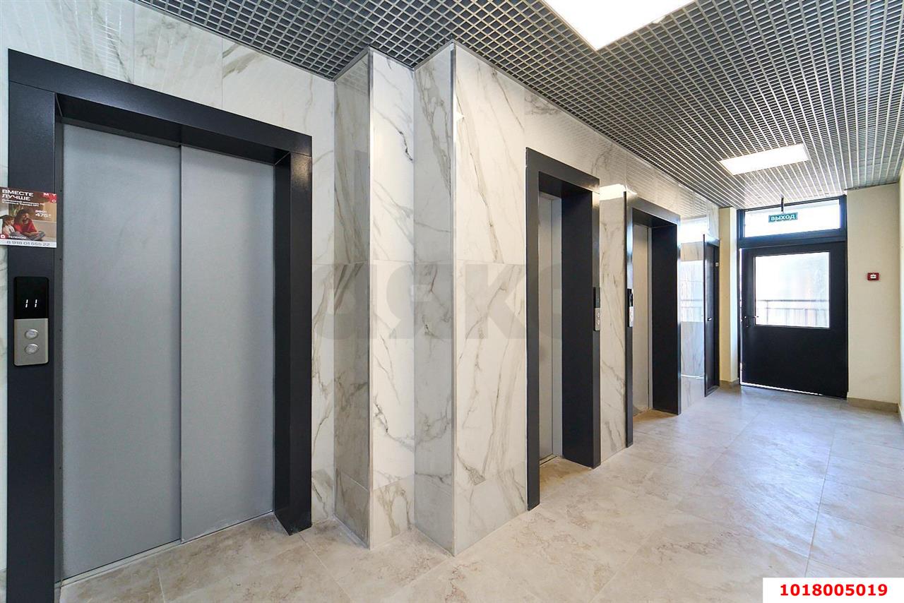 Фото №5: 2-комнатная квартира 62&nbsp;м², 17/23&nbsp;эт. - Краснодар, Карасунский внутригородской округ, Камвольно-суконный Комбинат, мкр. ЖК Урал, ул. Уральская, 87/7