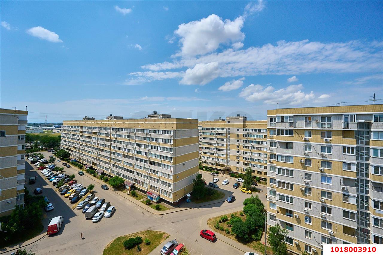 Фото №2: 2-комнатная квартира 63&nbsp;м², 12/12&nbsp;эт. - Краснодар, Прикубанский внутригородской округ, Славянский, мкр. Светлоград, ул. Красных Партизан, 1/4к7