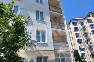 Фото №1: 1-комнатная квартира 32&nbsp;м², 4/4&nbsp;эт. - Геленджик, мкр. ЖК Столичный Квартал, ул. Дивноморская, 37к9
