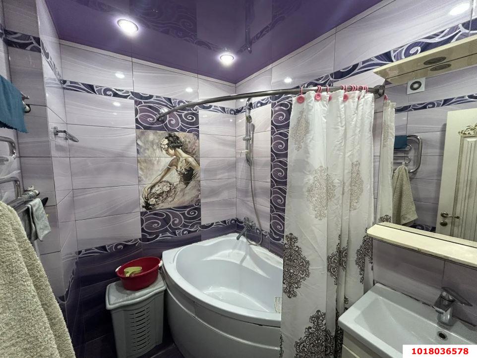 Фото №10: 2-комнатная квартира 80&nbsp;м², 1/16&nbsp;эт. - Краснодар, Прикубанский внутригородской округ, мкр. Московский, ул. им. Байбакова Н.К., 14