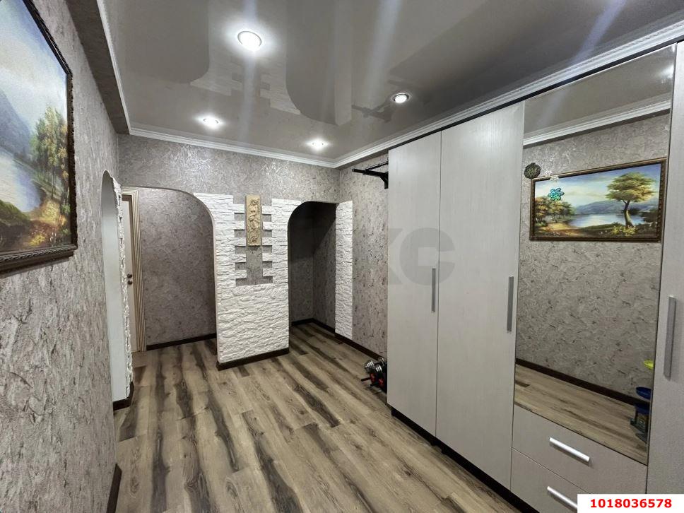 Фото №6: 2-комнатная квартира 80&nbsp;м², 1/16&nbsp;эт. - Краснодар, Прикубанский внутригородской округ, мкр. Московский, ул. им. Байбакова Н.К., 14