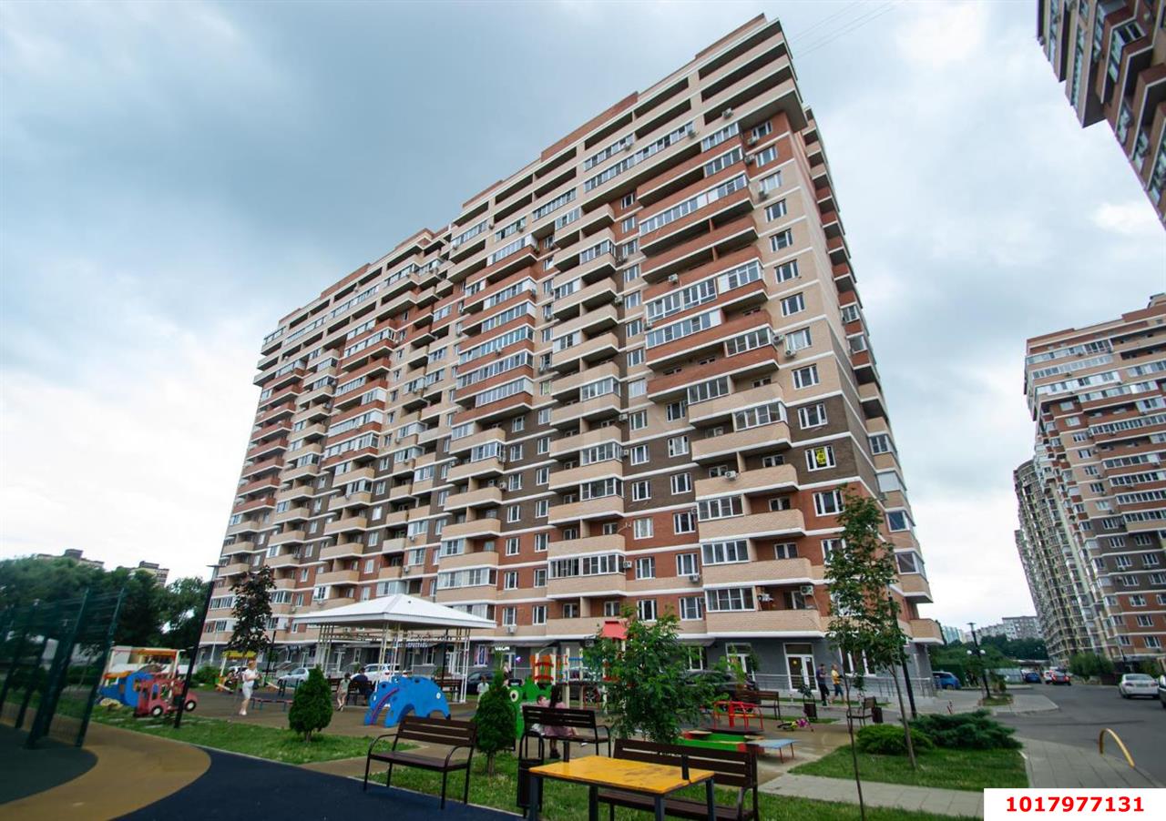 Фото №1: 1-комнатная квартира 38&nbsp;м², 18/18&nbsp;эт. - Краснодар, Карасунский внутригородской округ, мкр. жилой комплекс Ясный, ул. Гидростроителей, 62к3
