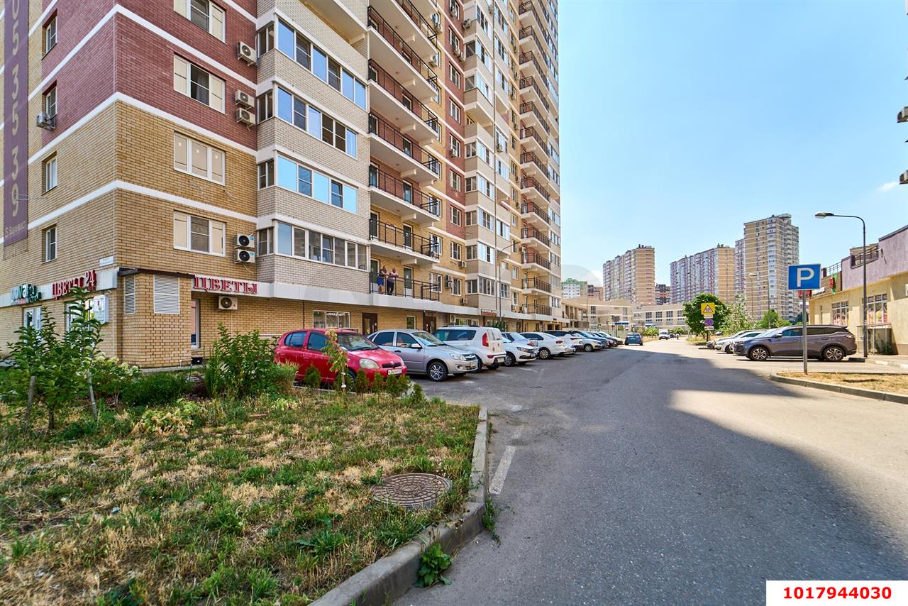 Фото №1: 2-комнатная квартира 60&nbsp;м², 19/20&nbsp;эт. - Краснодар, Карасунский внутригородской округ, Почтовый, мкр. жилой комплекс Почтовый, пр-кт имени писателя Знаменского, 32