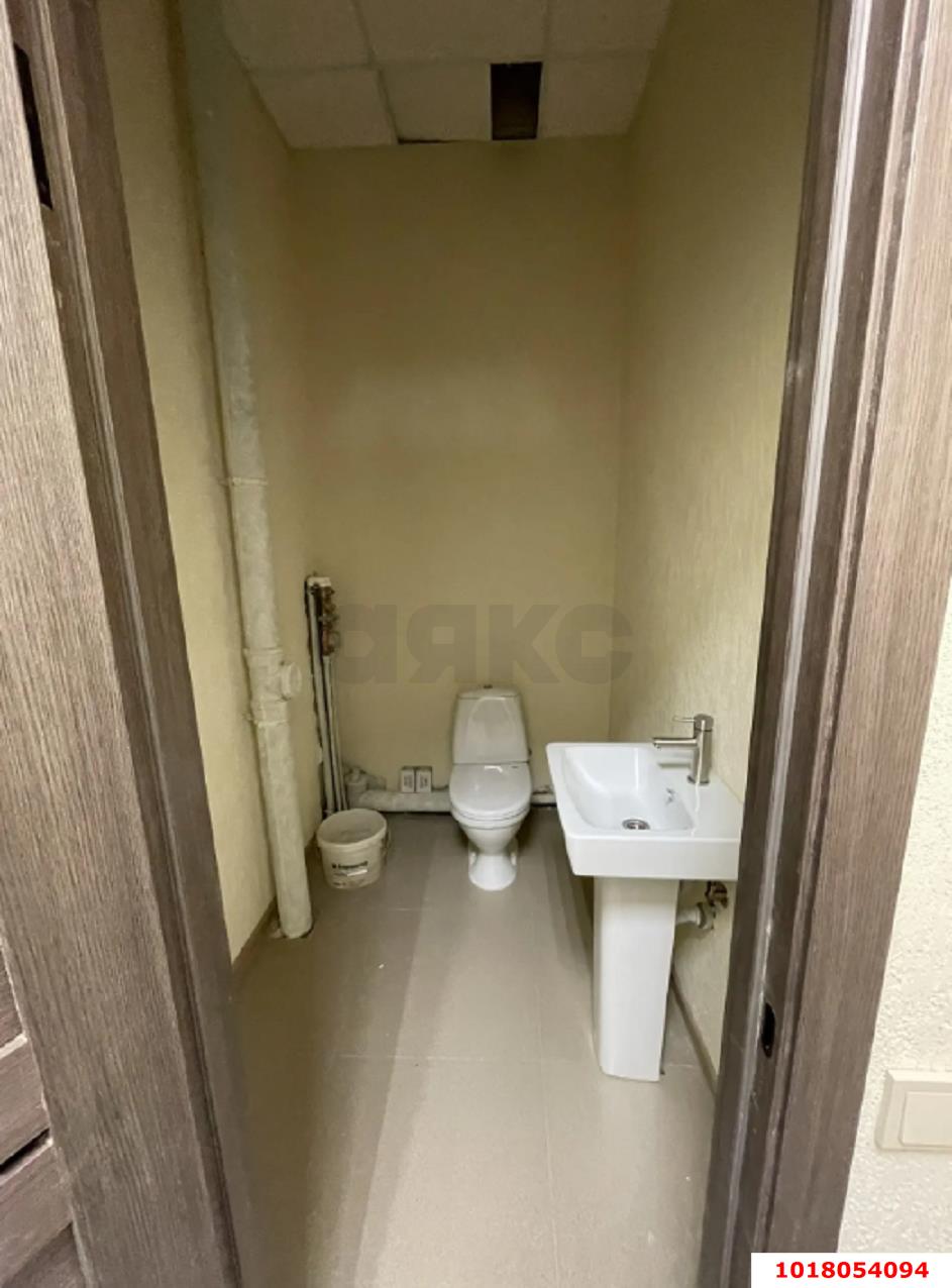 Фото №7: Торговое помещение 34&nbsp;м², 1/9&nbsp;эт. - Краснодар, Прикубанский внутригородской округ, мкр. жилой комплекс Новые Сезоны, ул. Скандинавская, 1к4