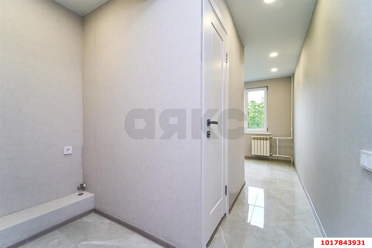 Фото №10: 1-комнатная квартира 32&nbsp;м², 7/9&nbsp;эт. - Краснодар, Прикубанский внутригородской округ, мкр. Завод Измерительных Приборов, ул. Карякина, 3