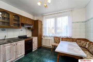 Фото №1: 3-комнатная квартира 74 м², 3/10 эт. - Краснодар, мкр. Восточно-Кругликовский, ул. имени 40-летия Победы, 93