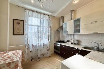 Фото №1: 2-комнатная квартира 54 м², 4/4 эт. - Краснодар, мкр. Западный внутригородской округ, ул. имени Дзержинского, 3