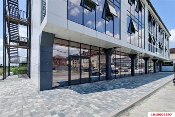 Фото №1: Офисное помещение 300&nbsp;м², 4/4&nbsp;эт. - Яблоновский, ул. Гагарина, 162