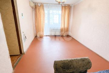 Фото №1: 2-комнатная квартира 45&nbsp;м², 8/9&nbsp;эт. - Мариуполь, р. Жовтневый, пр-кт Металлургов, 71