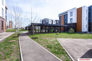 Фото №1: 1-комнатная квартира 31 м², 3/3 эт. - Краснодар, мкр. жилой комплекс Новая Португалия, ул. Лиссабонская, 80к7