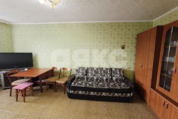 Фото №1: 1-комнатная квартира 37 м², 3/3 эт. - Кореновск, мкр. 1-й квартал, ул. Фрунзе, 205