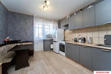 Фото №1: 2-комнатная квартира 57 м², 13/14 эт. - Краснодар, мкр. Юбилейный, пр-кт Чекистов, 1