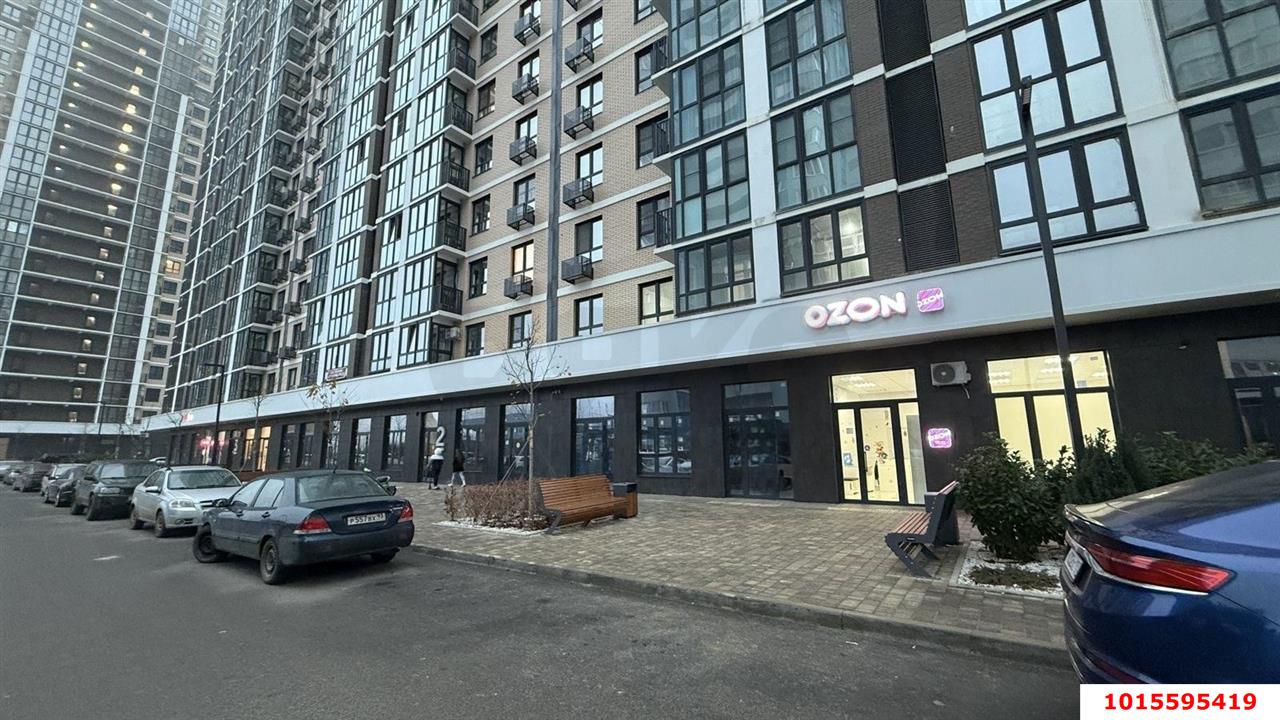 Фото №1: Торговое помещение 41&nbsp;м², 1/16&nbsp;эт. - Краснодар, Карасунский внутригородской округ, мкр. Гидростроителей