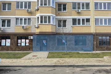 Фото №1: Торговое помещение 55&nbsp;м², 1/16&nbsp;эт. - Краснодар, мкр. Светлоград, ул. Красных Партизан, 1/4к15