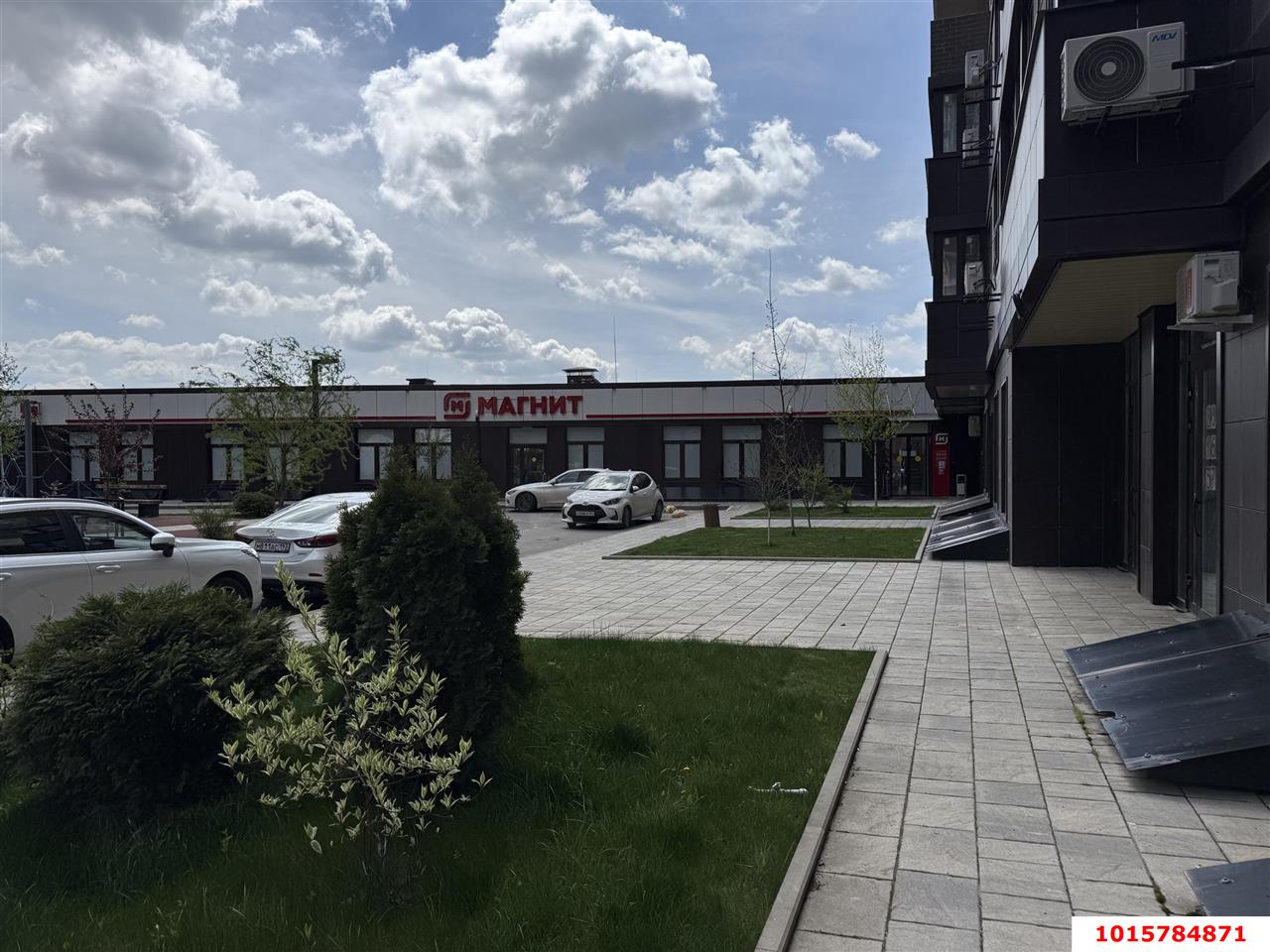 Фото №5: Торговое помещение 50&nbsp;м², 1/16&nbsp;эт. - Краснодар, Прикубанский внутригородской округ, мкр. жилой комплекс Ракурс, ул. имени Героя Ростовского, 8к2