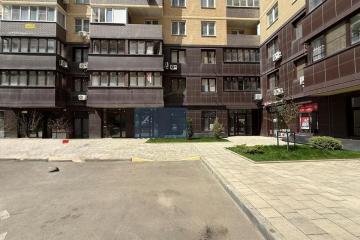 Фото №1: Торговое помещение 45&nbsp;м², 1/18&nbsp;эт. - Краснодар, мкр. жилой комплекс Ракурс, ул. имени Героя Ростовского, 8к3